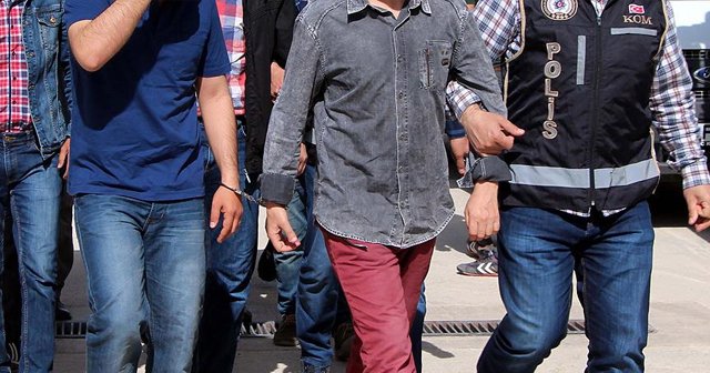 İzmir&#039;de PKK/KCK operasyonu: 18 gözaltı