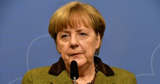 Merkel&#039;den Türkiye itirafı: İlişkiler bizim çıkarımıza