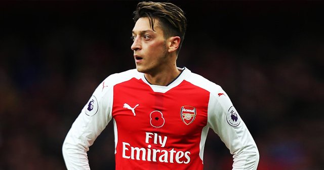 Mesut Özil&#039;den Fenerbahçe açıklaması