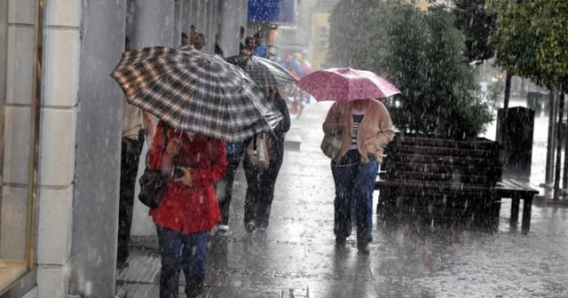 Meteorolojiden sağanak ve dolu uyarısı