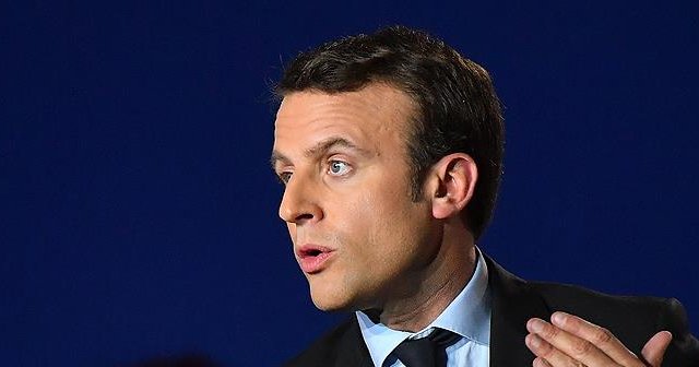 Polonya&#039;dan Macron&#039;un Putin benzetmesine tepki