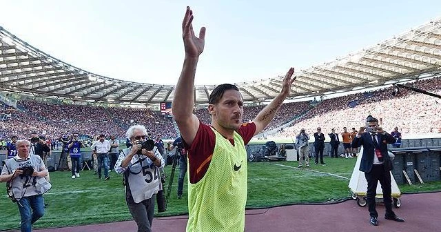 Totti kariyerini sonlandırdı