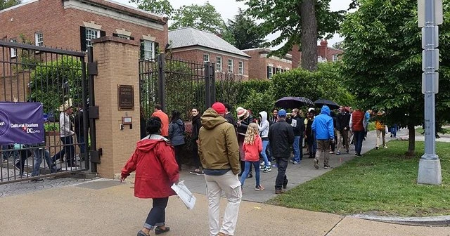 Washington'da Türkiye Büyükelçiliği ziyaretçilere açıldı
