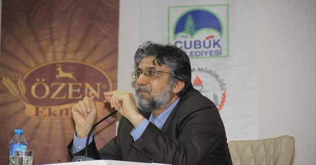 Yazar Akif Emre hayatını kaybetti