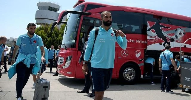 A Milli Futbol Takımı Tiran'a ulaştı