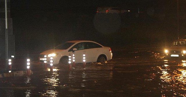 Ankara&#039;da sağanak ve dolu