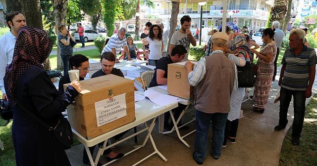 Antalya&#039;da otopark referandumundan &#039;Hayır&#039; çıktı