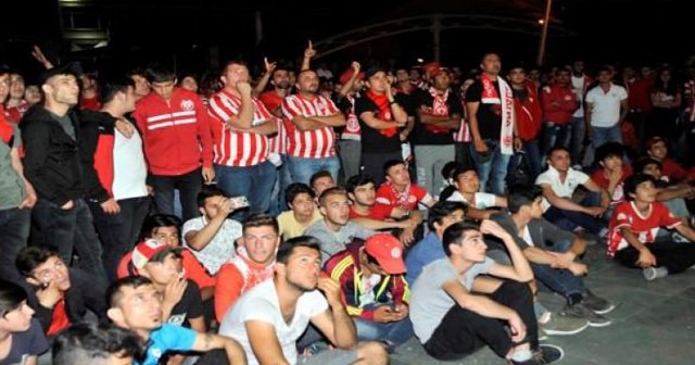 Antalyaspor yıkıldı