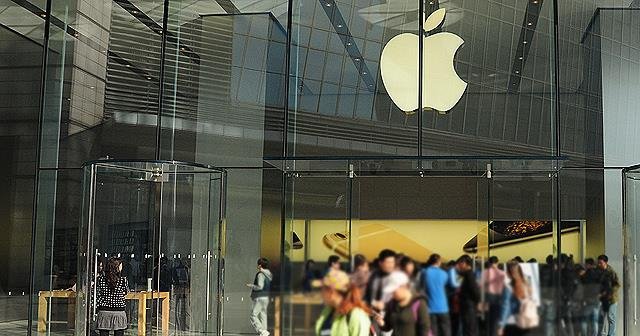 Apple çalışanları gözaltına alındı