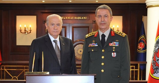 Bahçeli&#039;den Org. Akar&#039;a destek