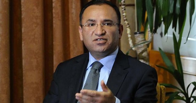 Bakan Bozdağ sosyal medya teröristlerine karşı uyardı