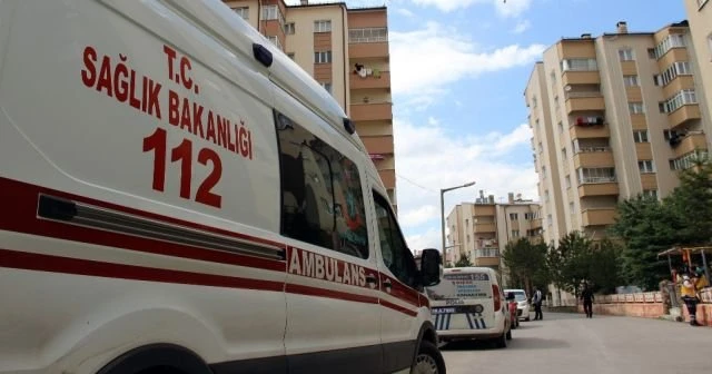 Çevreye ateş açmıştı: 21 saattir kapısını açmıyor