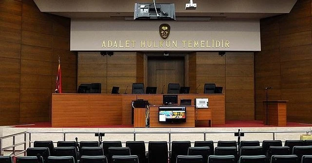 Cuntacılıkla suçlanan müdüre ilk duruşmada 6 yıl 3 ay hapis