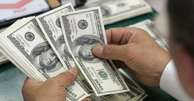 Dolar son 1 ayın en düşük seviyesini gördü