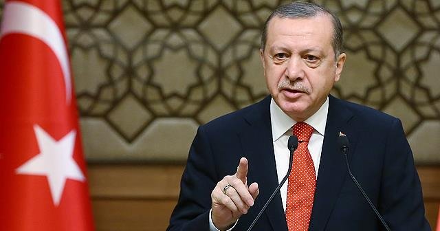 Erdoğan: Biz bugün özgürce nefes alıyorsak bunu şehitlerimize borçluyuz