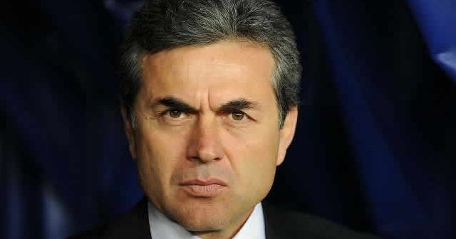 Fenerbahçe Aykut Kocaman ile 2 yıllığına anlaştı