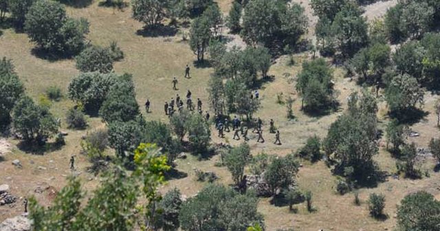 Genelkurmay Başkanı Akar, olay yerinde