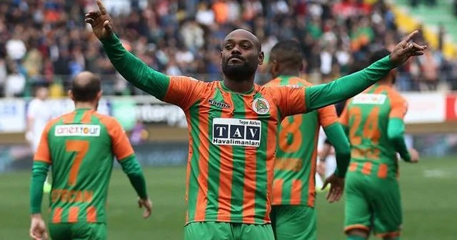 Gol kralı Vagner Love'a teklif yağıyor!