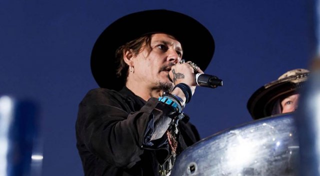 Johnny Depp, Trump'tan özür diledi