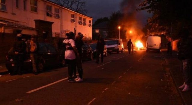 Londra karıştı! Polis müdahale etti