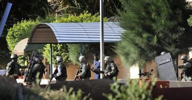 Mali&#039;de turistlerin olduğu lüks otele saldırı: 2 ölü