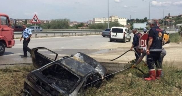 Otomobil bomba gibi patladı