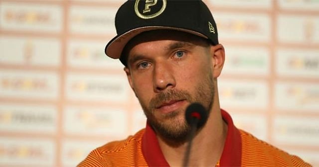 Podolski Bruma&#039;nın transferini açıkladı