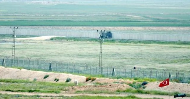 PYD, Hatay&#039;da sınır karakoluna saldırdı!