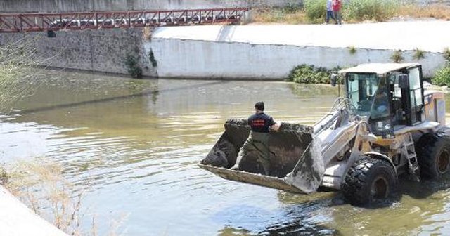 Su kanalında ölü bulundu