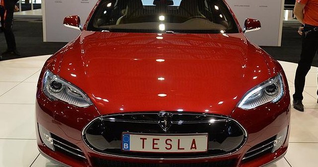 Tesla dünyanın en değerli 4&#039;üncü otomotiv firması oldu