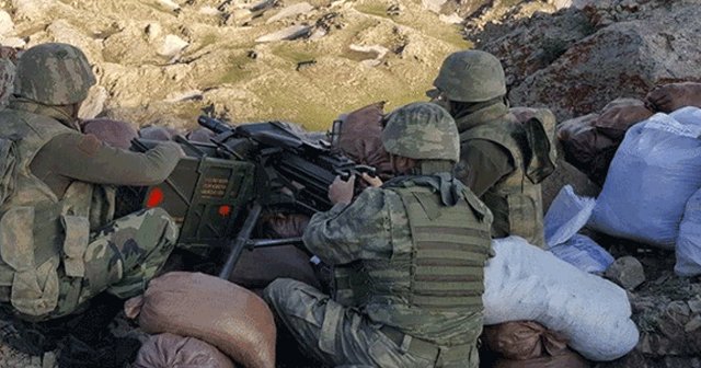 TSK: Siirt&#039;te PKK&#039;ya ait 25 ton malzeme ele geçirildi