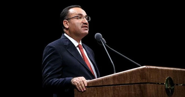 &#039;Terörist başı Gülen, Humeyni&#039;nin Tahran&#039;a indiği gibi Türkiye&#039;ye dönecekti&#039;