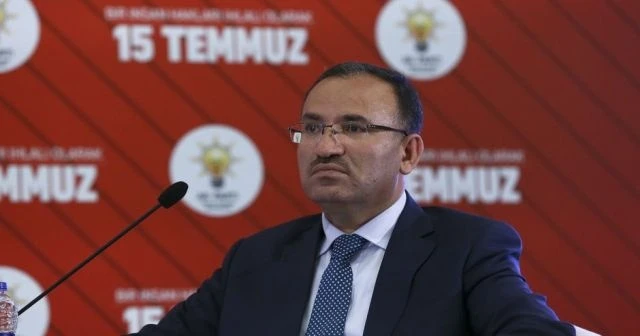 Adalet Bakanı Bekir Bozdağ'dan 'tek tip kıyafet' açıklaması