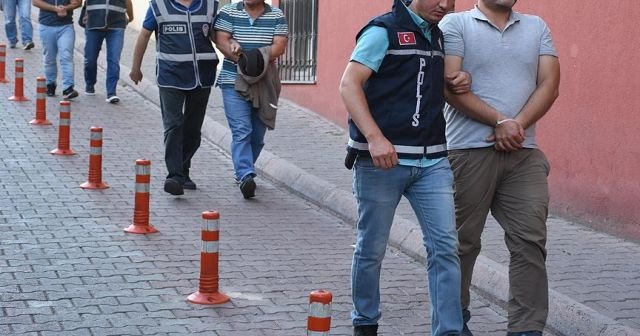 Antalya merkezli 6 ilde FETÖ/PDY operasyonu: 71 gözaltı