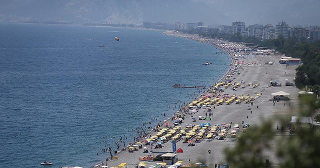 Antalya&#039;ya gelen turist sayısında rekor artış