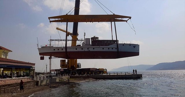 Atatürk&#039;ün gezi teknesi Çanakkale&#039;ye getirildi