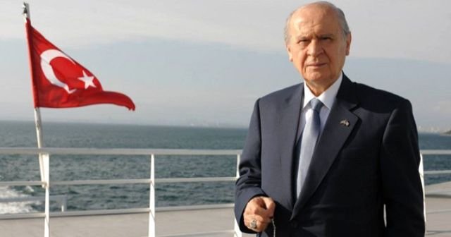 Bahçeli&#039;den ülkü ocaklarına CHP yürüyüşü talimatı