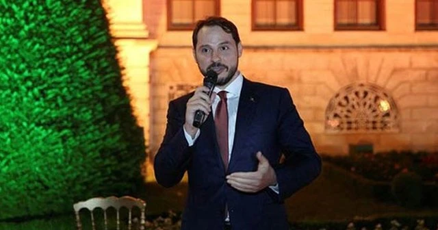 Bakan Albayrak'tan 4 dilde teşekkür