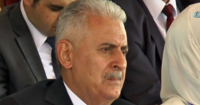 Başbakan Yıldırım Kıbrısta duygulandı