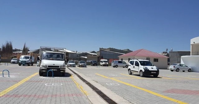 Çaldıran’da minibüs garajı yenilendi