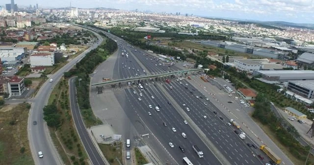 Çamlıca gişelerde 4 şerit kapatıldı