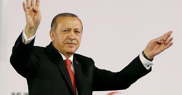 Erdoğan: FETÖ&#039;cülere tek tip elbise giydirelim