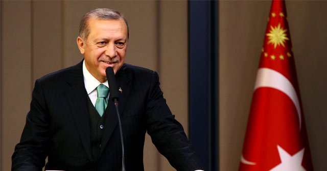 Cumhurbaşkanı Erdoğan, şampiyon takımı tebrik etti