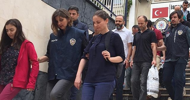FETÖ şüphelisi eski TRT çalışanı 8 kişi tutuklandı