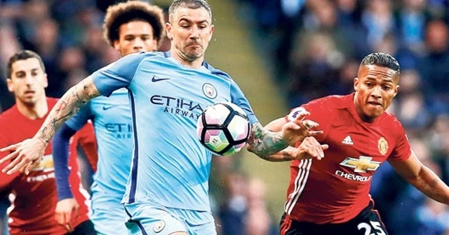 Galatasaray&#039;dan Kolarov bombası