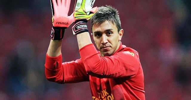 Galatasaray, Muslera ile uzattı!