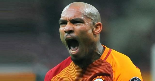 Galatasaraylı De Jong, Clichy transferine engel oldu