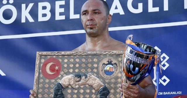 Gökbel Yağlı Pehlivan Güreşleri'ni Gürbüz kazandı