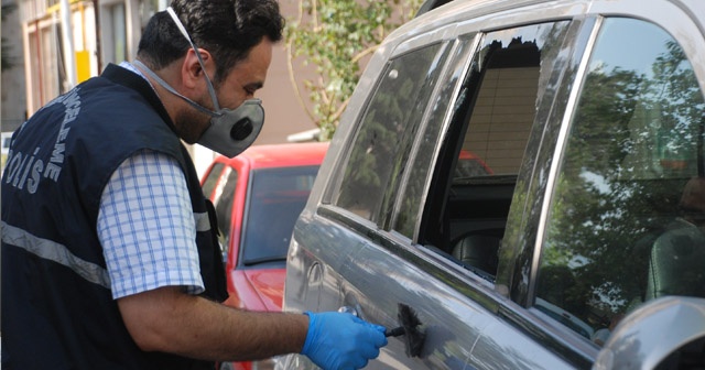 Gurbetçinin lüks aracındaki 83 bin lirası çalındı