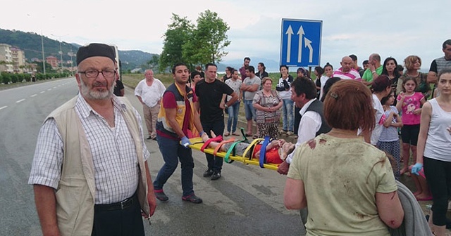 Gürcistan&#039;dan Bulgaristan&#039;a festivale giden otobüs Giresun&#039;da kaza yaptı: 38 yaralı